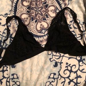 Xhilaration Women’s Bra Black Large